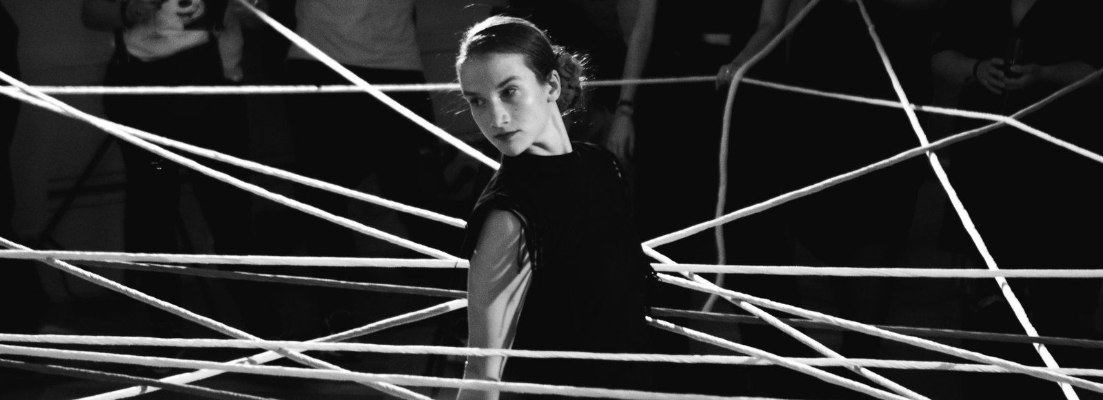 All Strings Attached — An incredibly touching circus show